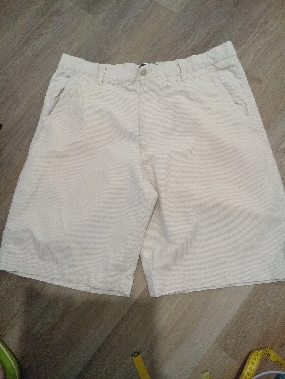 Banana Republic Men's Size 36 Cream and Brown Striped Flat-Front Shorts